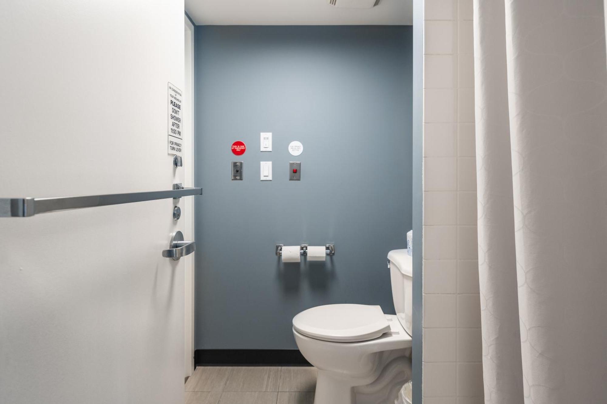 Habitación Doble con baño compartido
